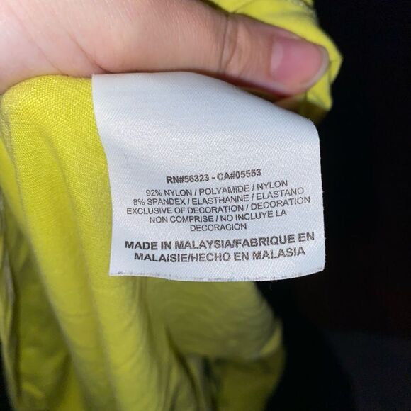 Nike Yellow Dri-Fit Quarter Zip Fitted Pull Over Womens Size Small - Picture 7 of 7